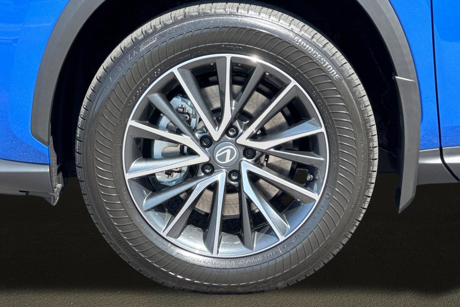 New 2026 Lexus NX 350h AWD w/ Premium Package image 12