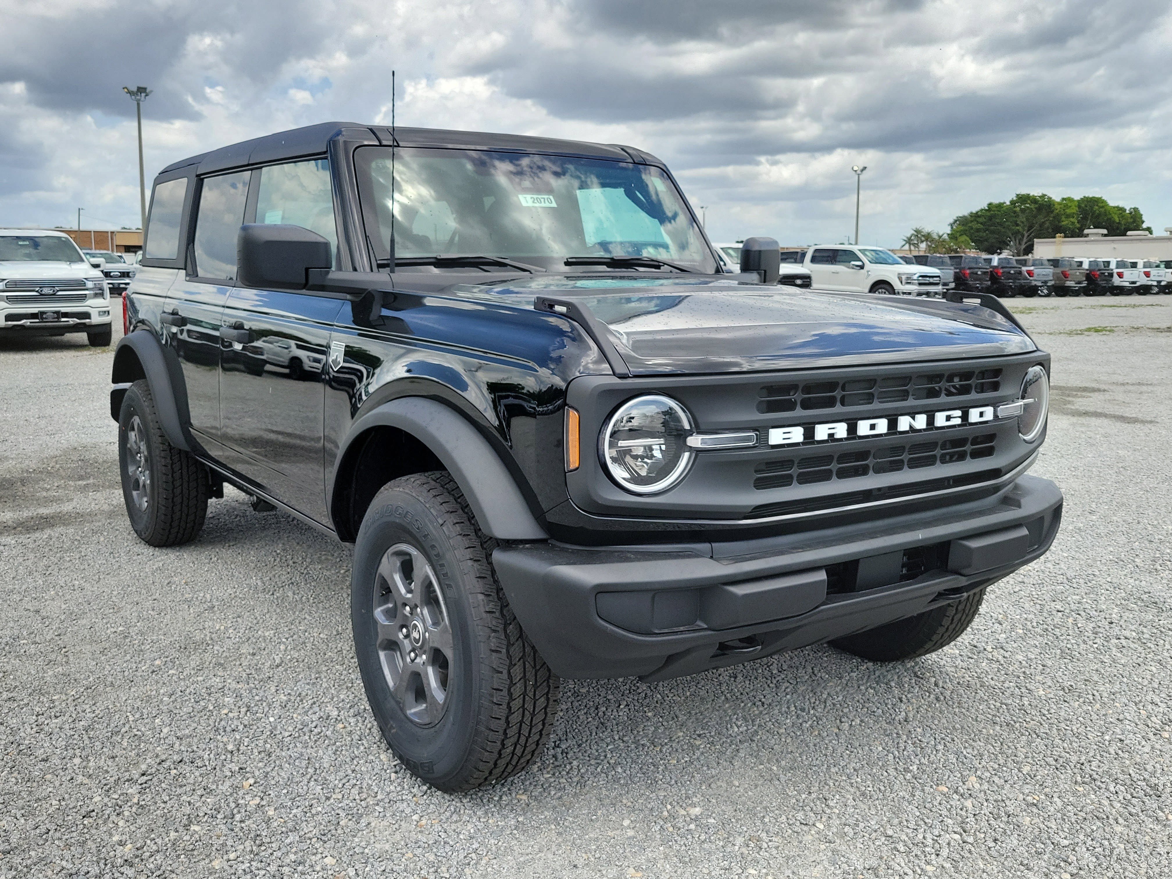New 2026 Ford Bronco Big Bend AWD/4WD image 2