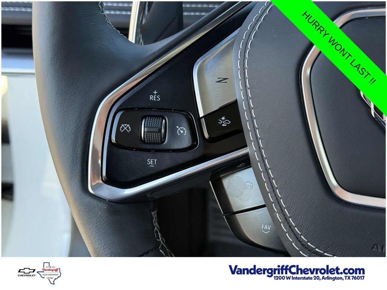 Used 2025 Chevrolet Corvette Stingray Preferred Conv w/ Z51 Performance Package RWD image 13