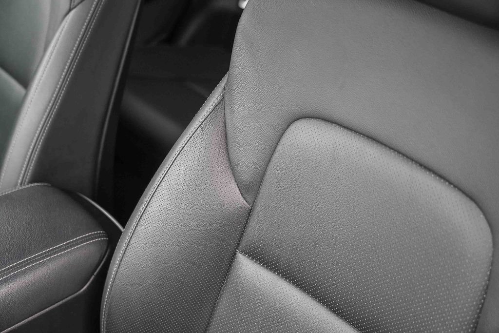 Certified 2022 Kia Sportage EX FWD image 30