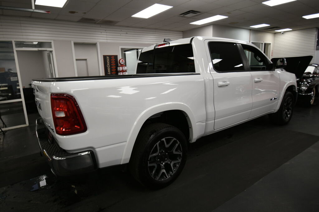 Used 2026 RAM 1500 Laramie AWD/4WD image 8