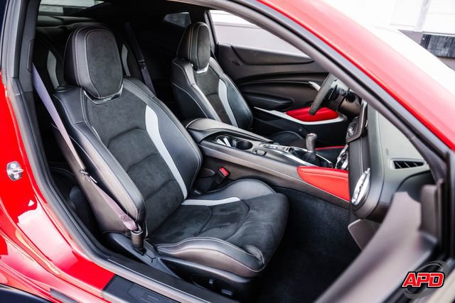 Used 2017 Chevrolet Camaro SS RWD image 79