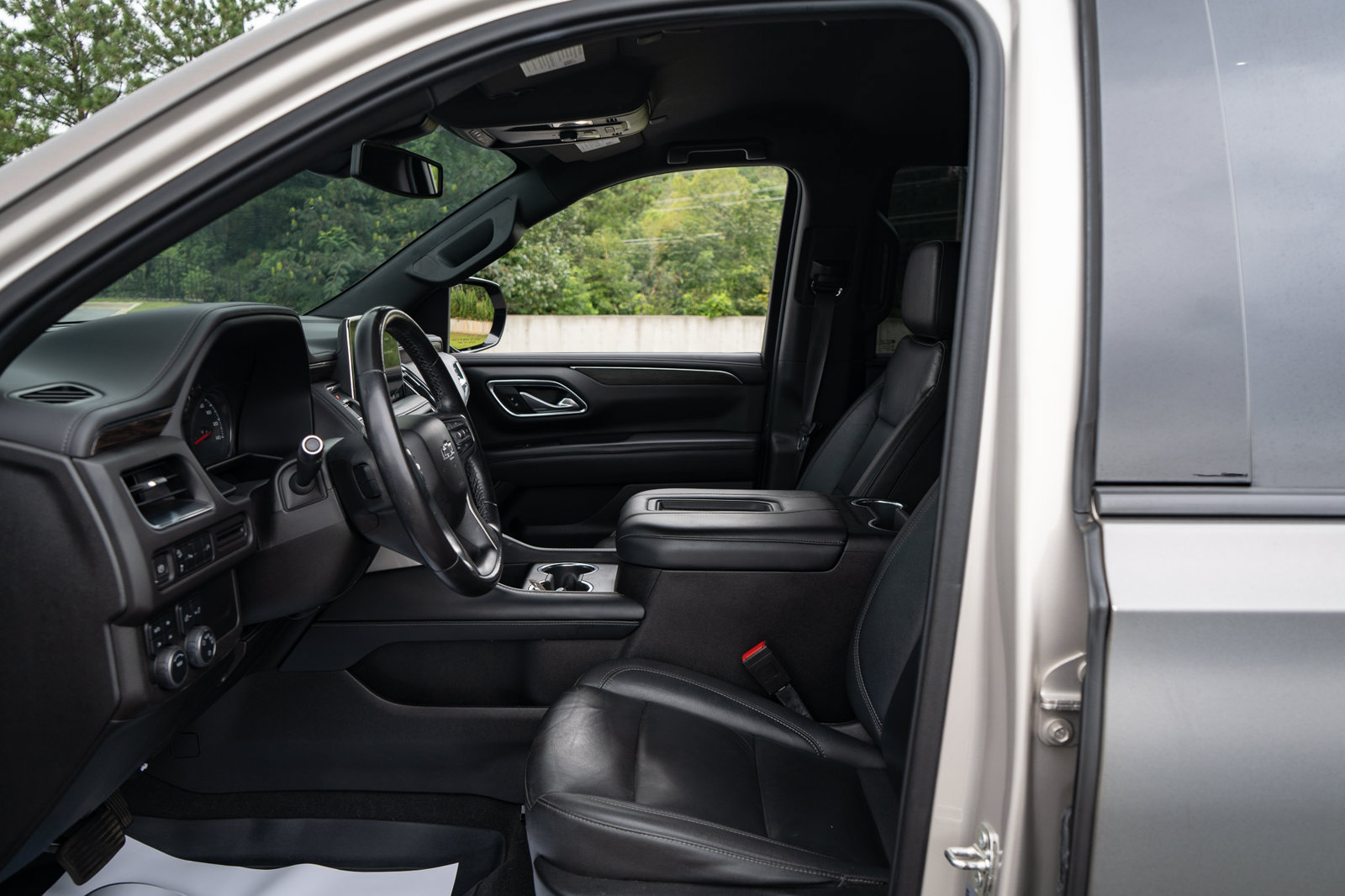 Used 2021 Chevrolet Tahoe Z71 AWD/4WD image 14