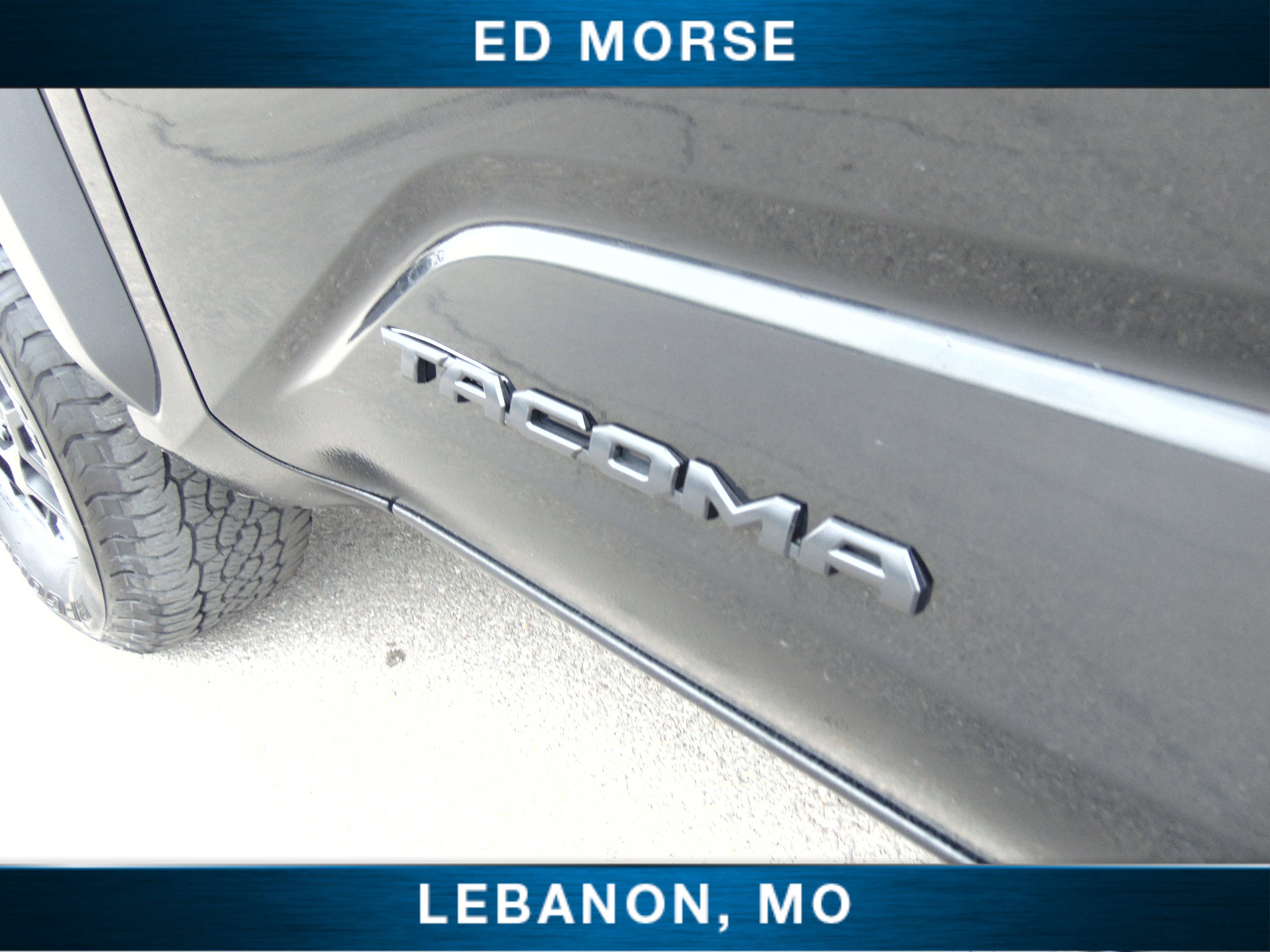 Used 2024 Toyota Tacoma TRD Off-Road image 10