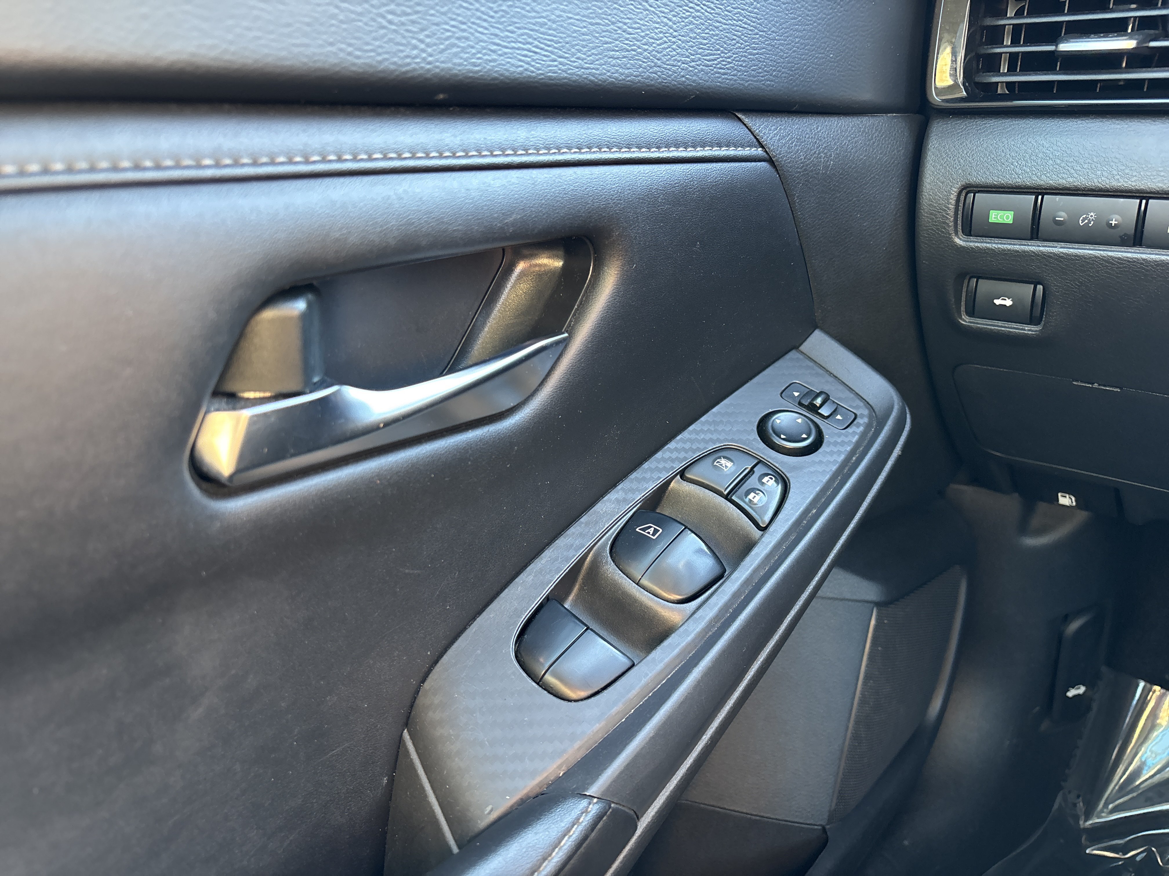 Used 2023 Nissan Sentra SV FWD image 31