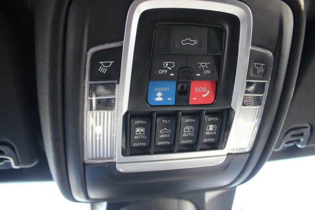 Used 2023 RAM 1500 Laramie image 13