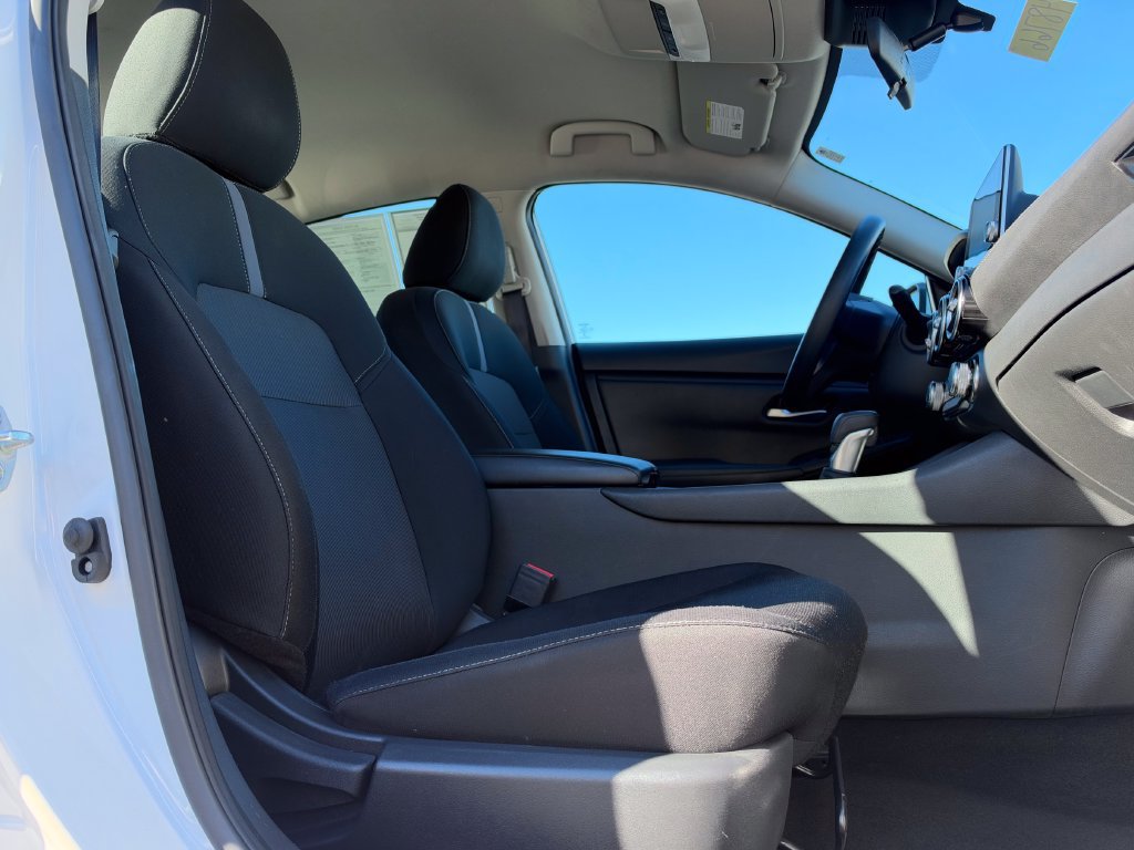 Used 2024 Nissan Sentra SV FWD image 10