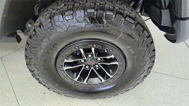 Used 2025 Jeep Wrangler Unlimited Rubicon image 59