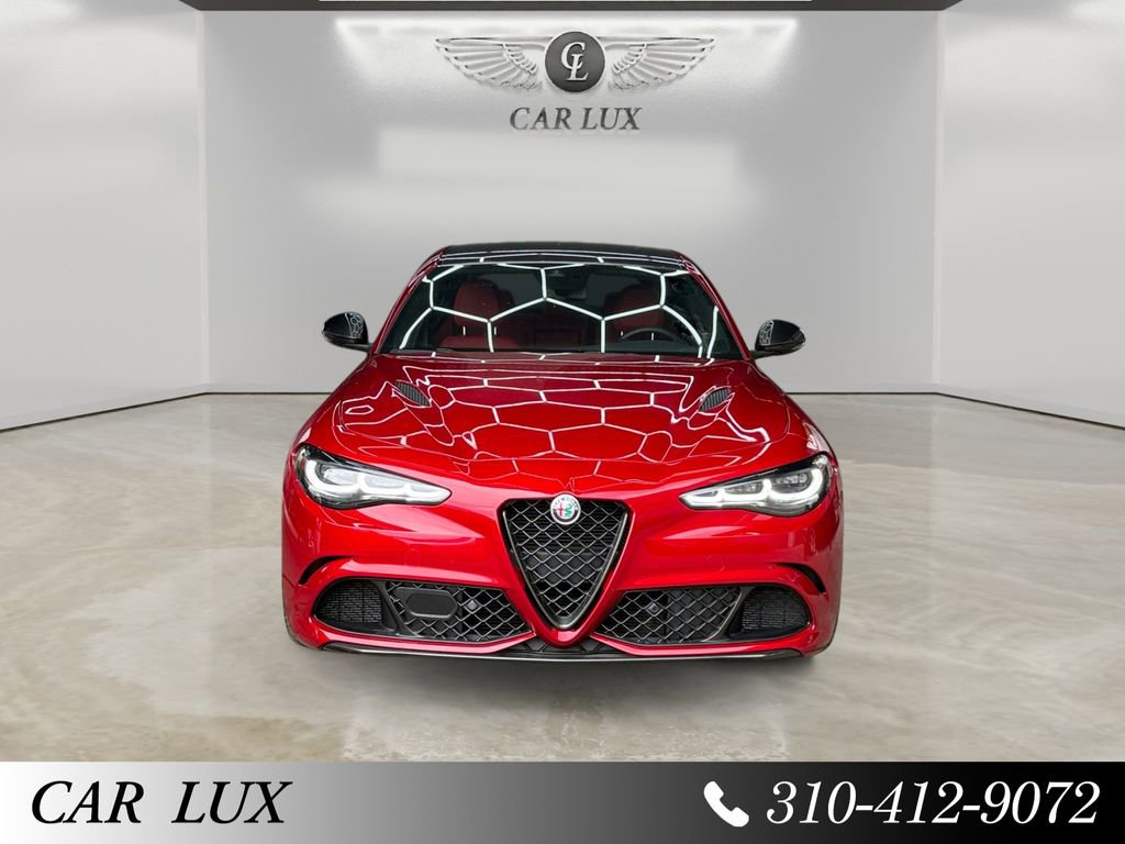 Used 2024 Alfa Romeo Giulia Quadrifoglio RWD image 8