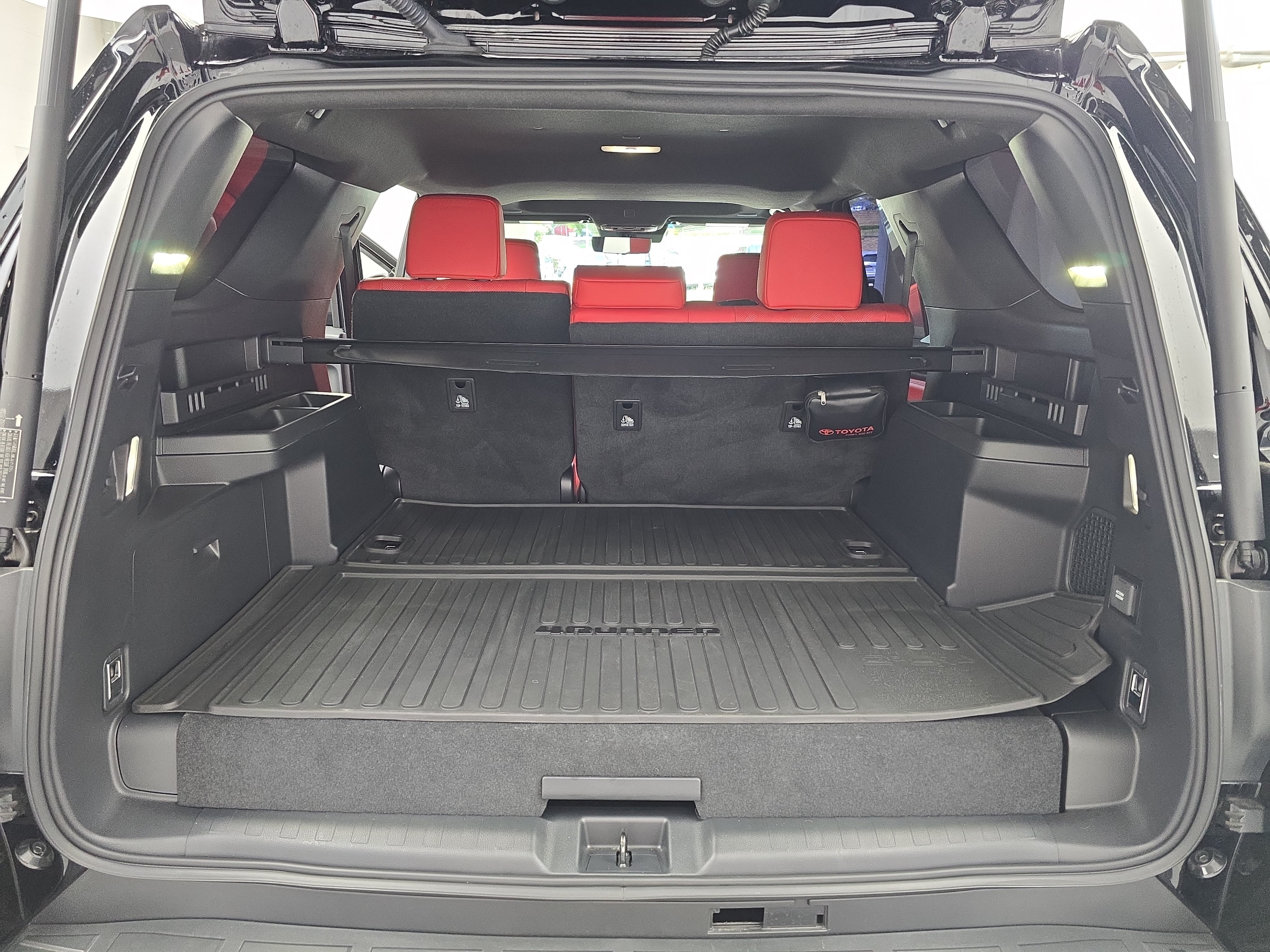 Used 2025 Toyota 4Runner TRD Pro AWD/4WD image 12