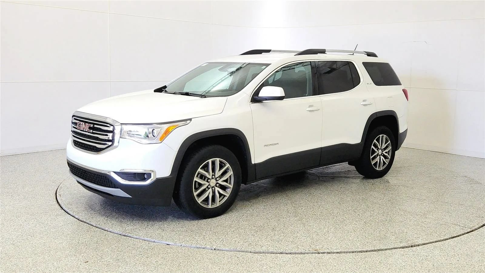 Used 2017 GMC Acadia SLE FWD image 3