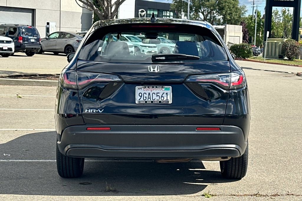 Certified 2023 Honda HR-V LX image 5