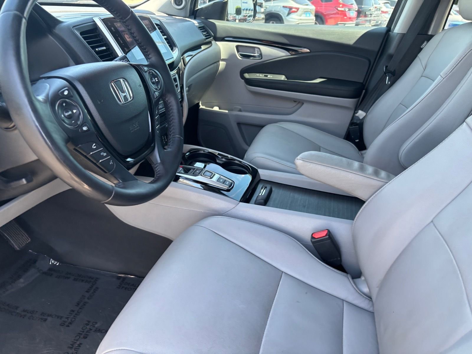 Used 2018 Honda Pilot Touring image 22