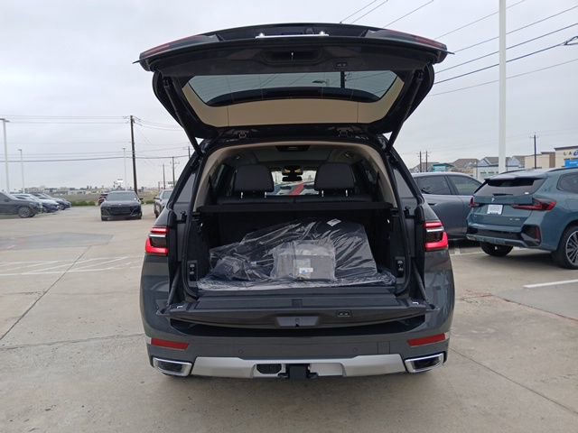 New 2026 BMW X7 xDrive40i AWD/4WD image 9