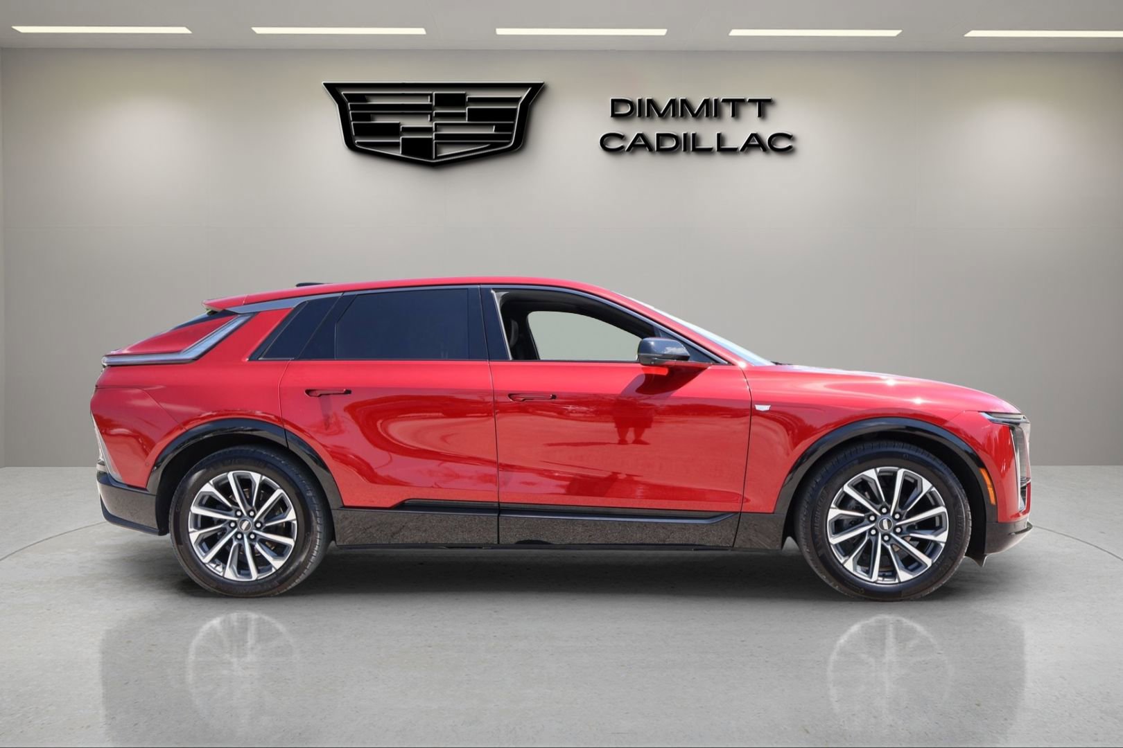 Certified 2024 Cadillac Lyriq Sport image 6