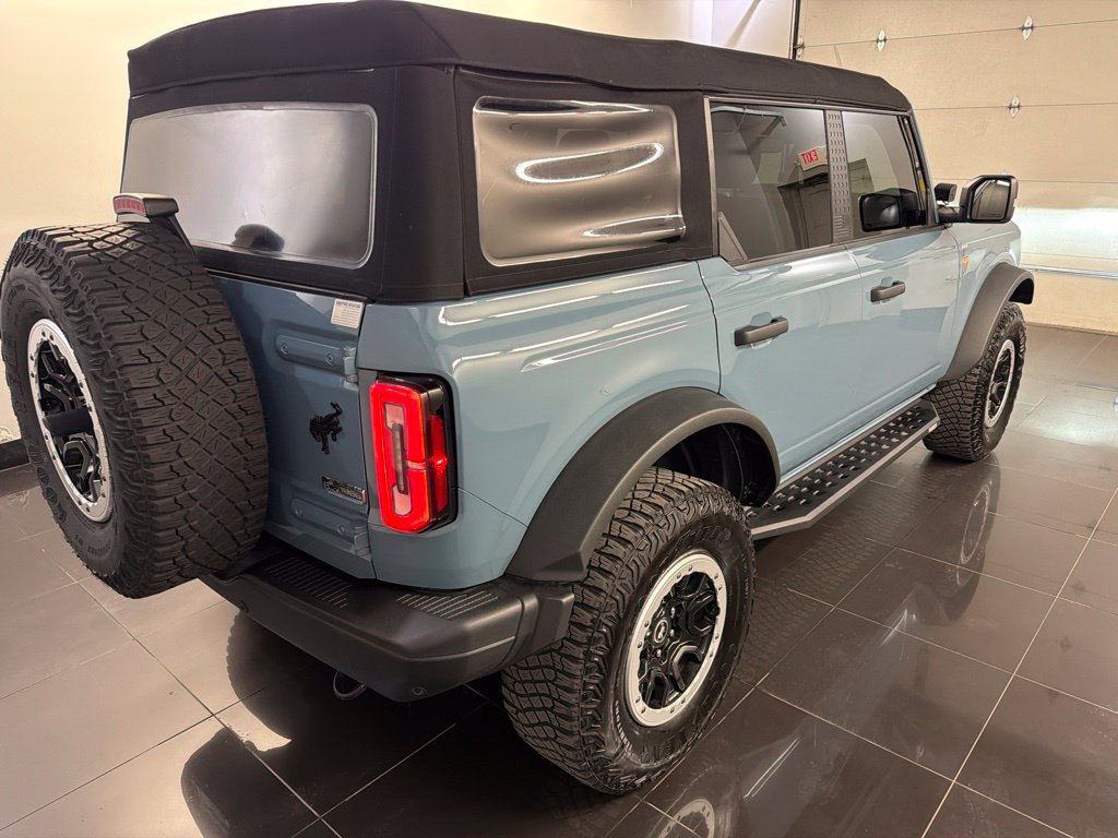 Used 2023 Ford Bronco Badlands w/ Sasquatch Package AWD/4WD image 6