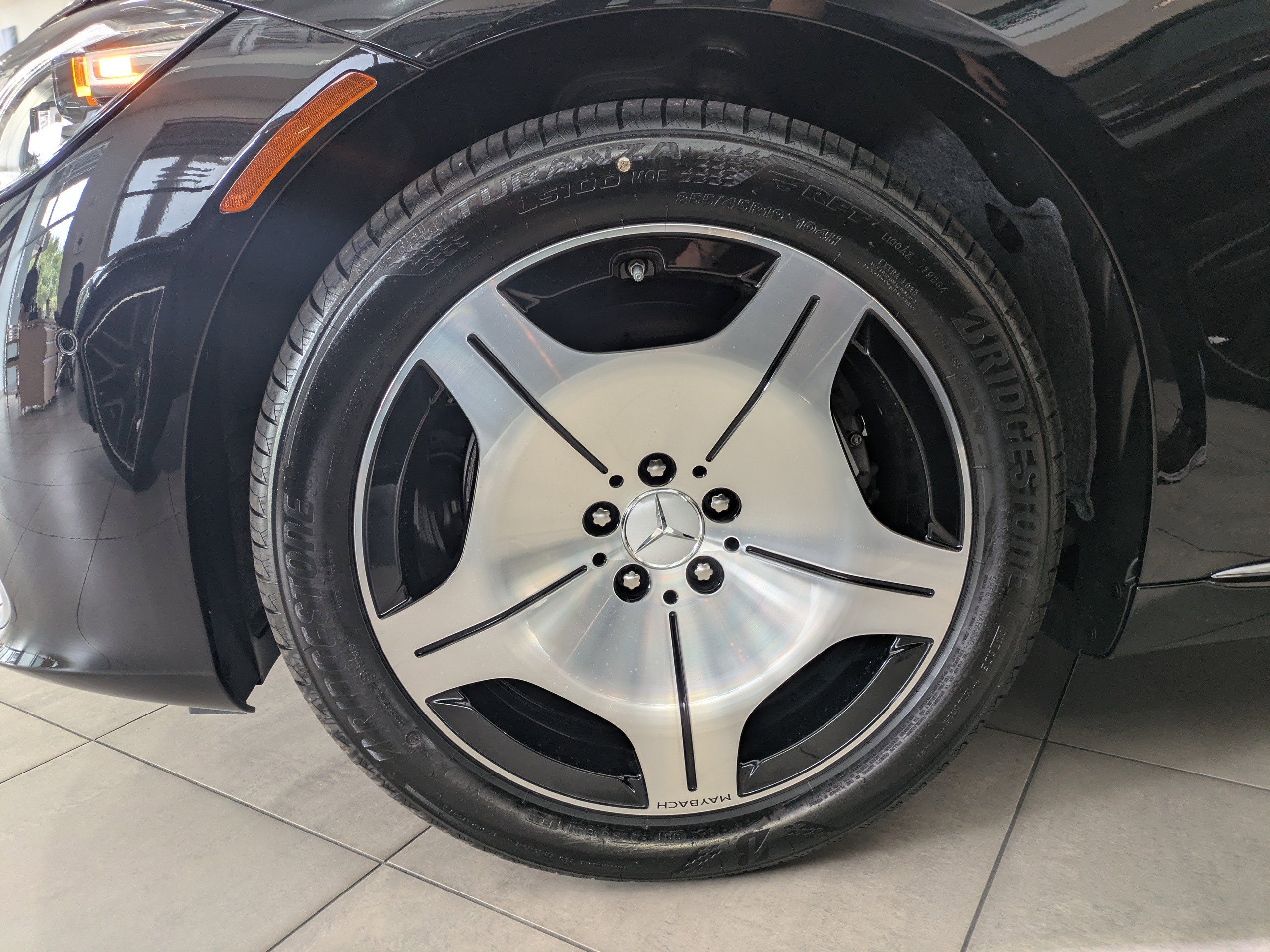 New 2026 Mercedes-Benz Maybach S 580 4MATIC image 9