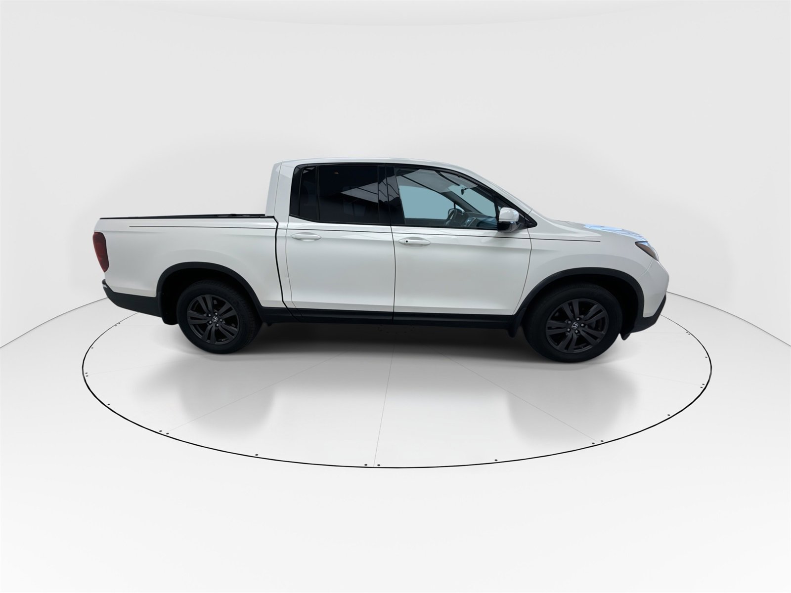 Used 2018 Honda Ridgeline Sport image 9