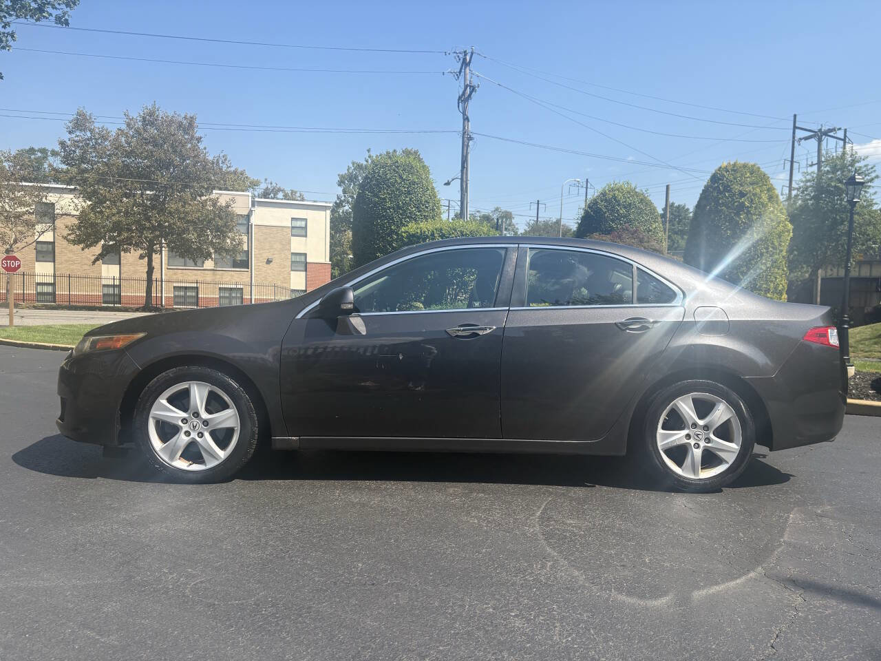 Used 2010 Acura TSX Sedan image 4