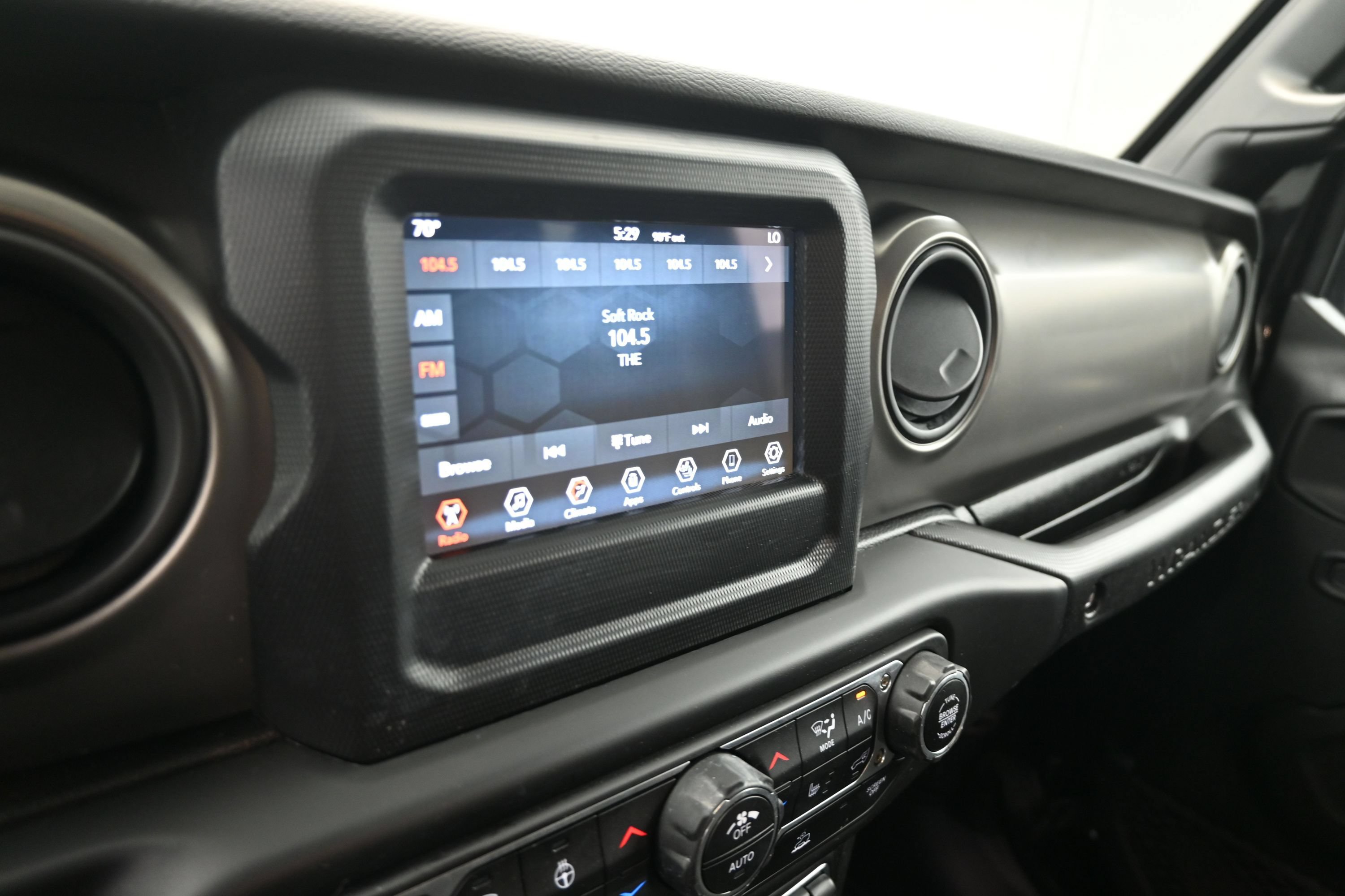 Used 2022 Jeep Wrangler Unlimited Sport AWD/4WD image 18