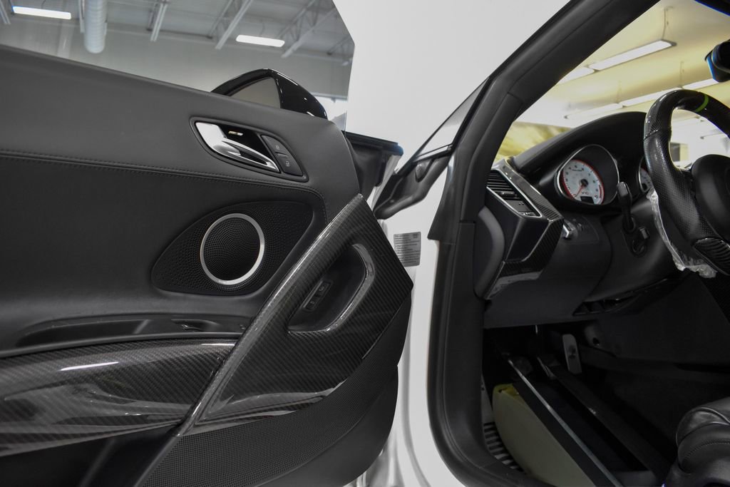 Used 2012 Audi R8 V10 AWD/4WD image 17