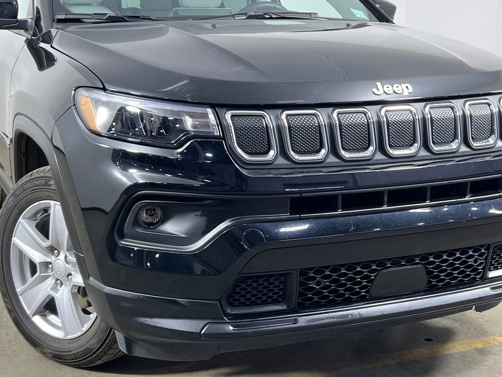 Used 2022 Jeep Compass Latitude w/ Convenience Group image 37