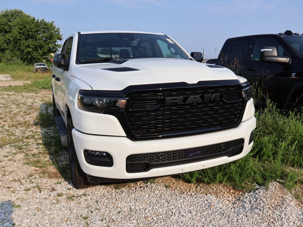New 2026 RAM 1500 Express AWD/4WD image 8