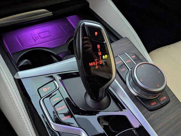 Used 2021 BMW 530i w/ M Sport Package image 14