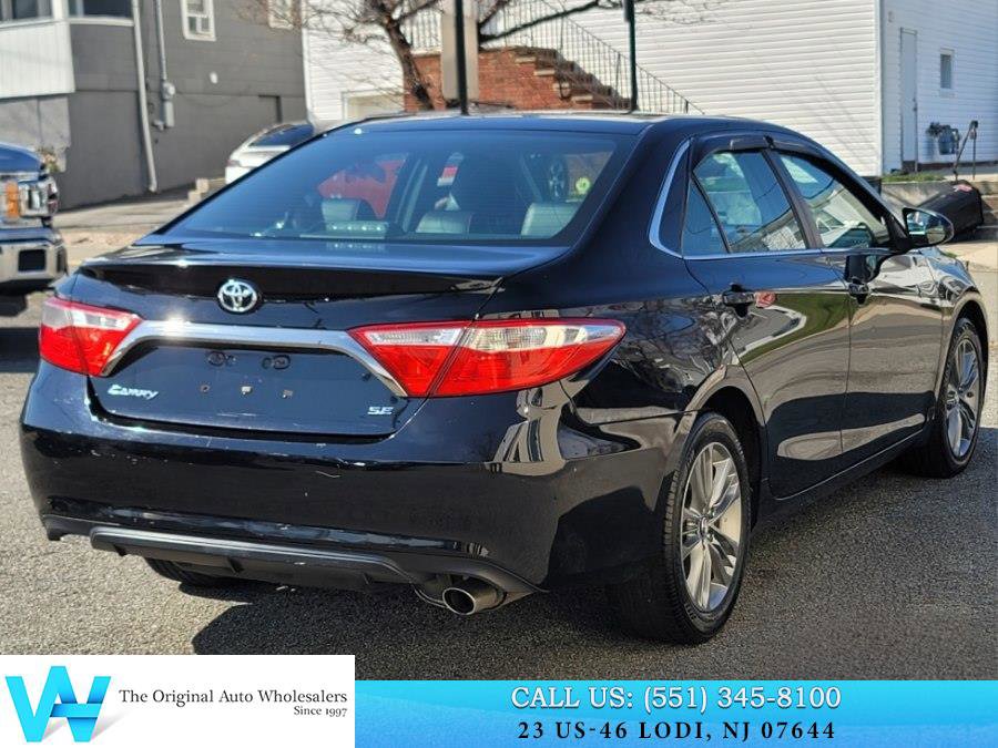 Used 2017 Toyota Camry SE image 6