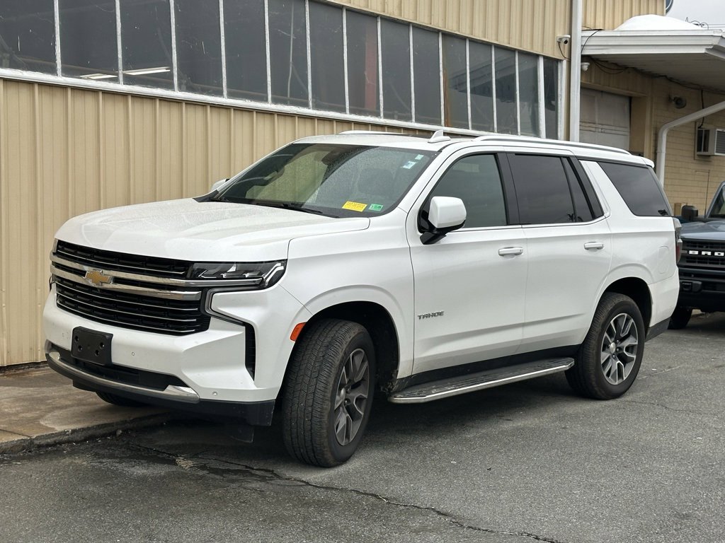 Used 2021 Chevrolet Tahoe LT w/ LT Signature Package image 2