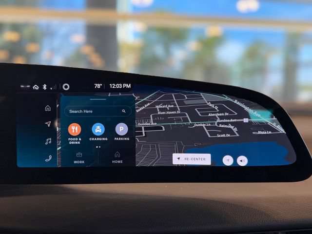 Used 2025 Lucid Air Touring AWD/4WD image 32