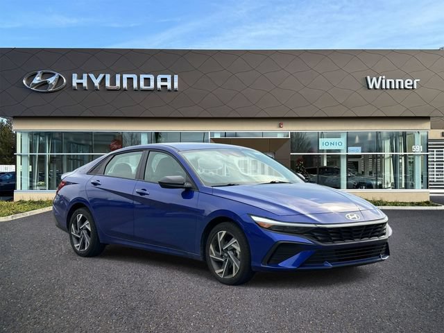 Certified 2025 Hyundai Elantra Sport FWD image 5