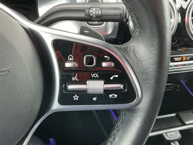 Used 2023 Mercedes-Benz GLB 250 4MATIC image 28