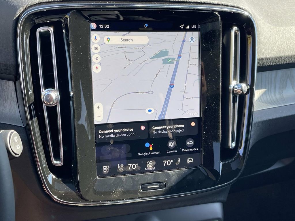 New 2026 Volvo XC40 B5 Core w/ Climate Package image 26