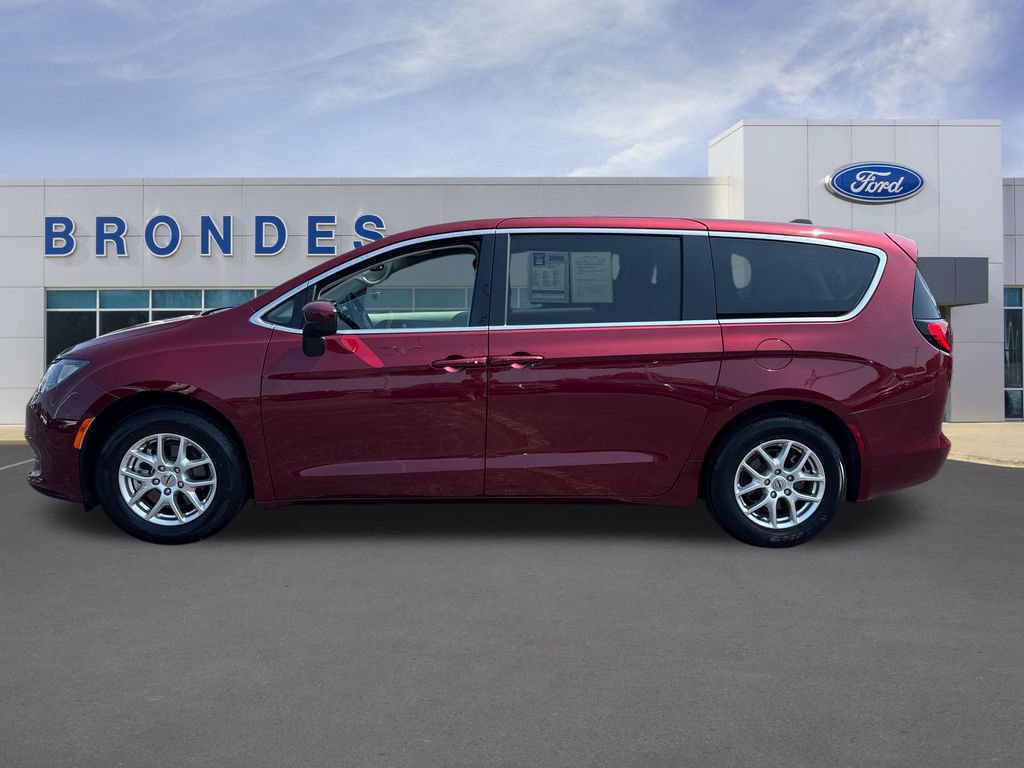 Used 2023 Chrysler Voyager LX