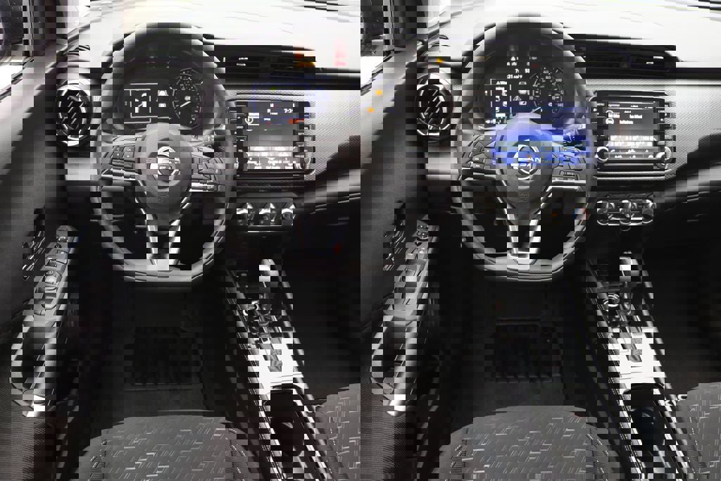 Used 2024 Nissan Kicks SV image 12