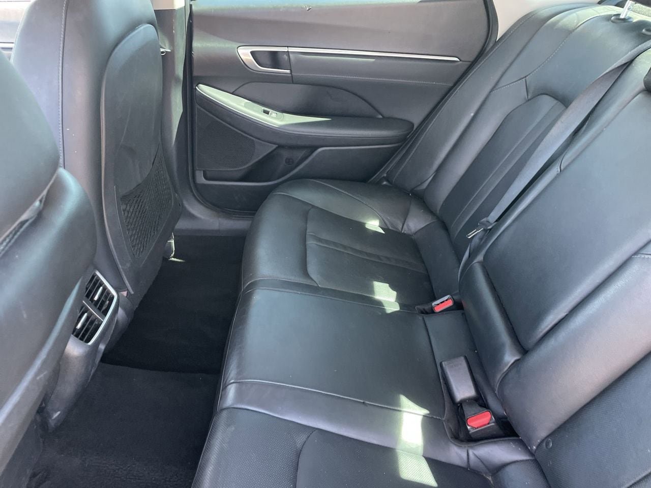 Used 2022 Hyundai Sonata Limited FWD image 16