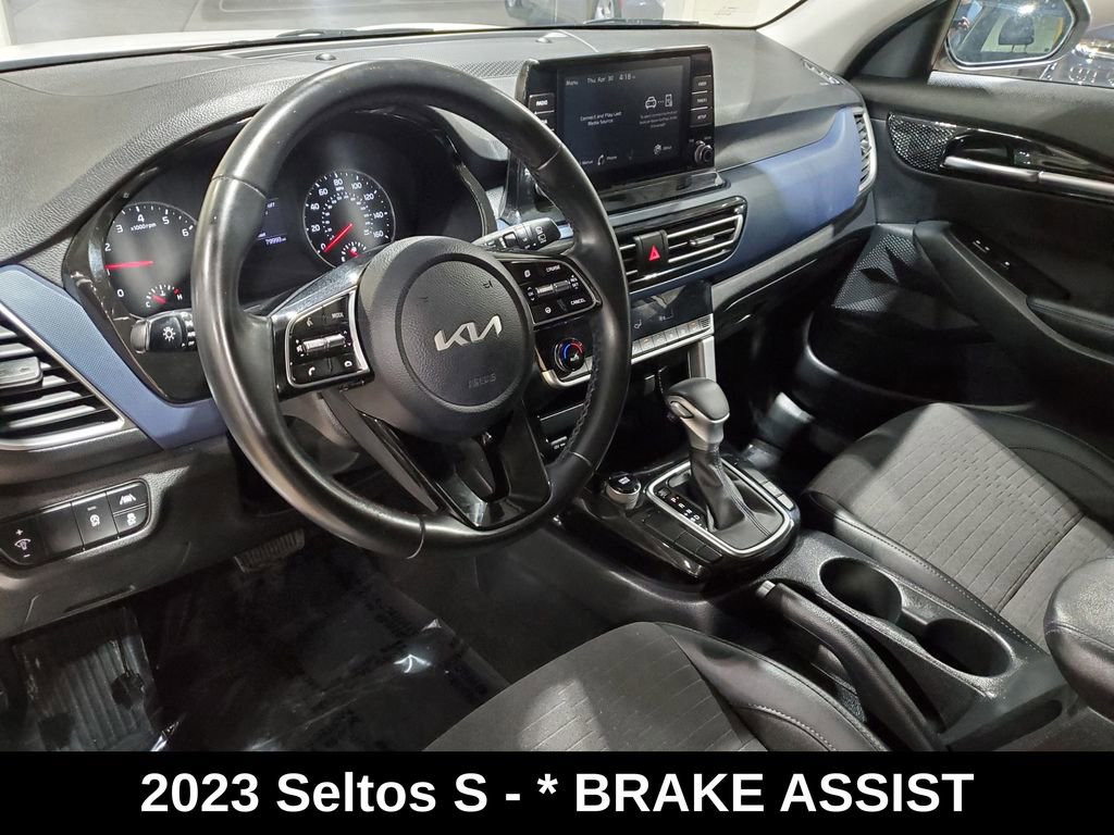 Used 2023 Kia Seltos S FWD image 7