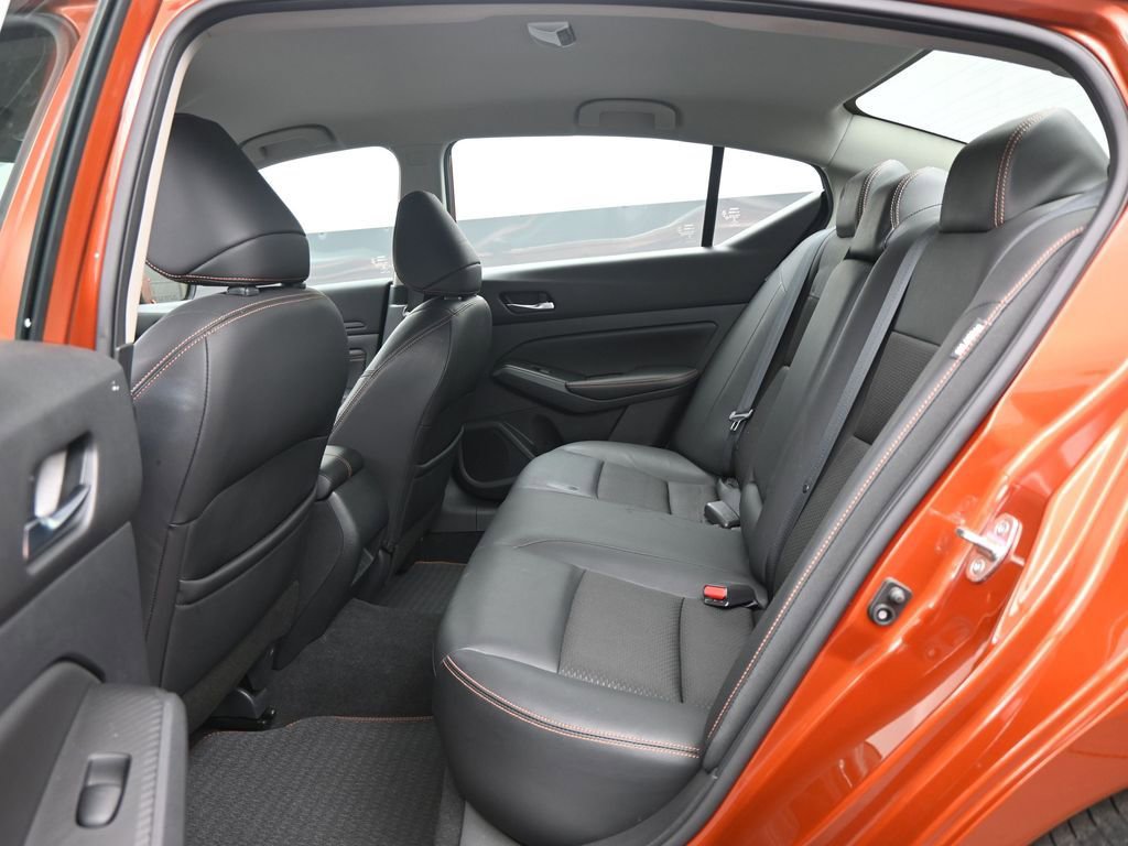 Used 2021 Nissan Altima 2.5 SR image 14