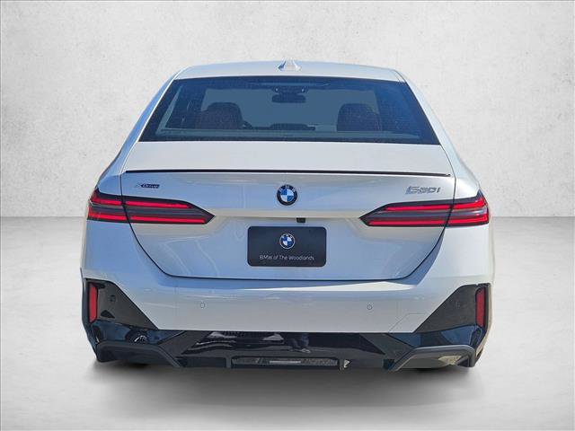 Used 2026 BMW 530i xDrive AWD/4WD image 5
