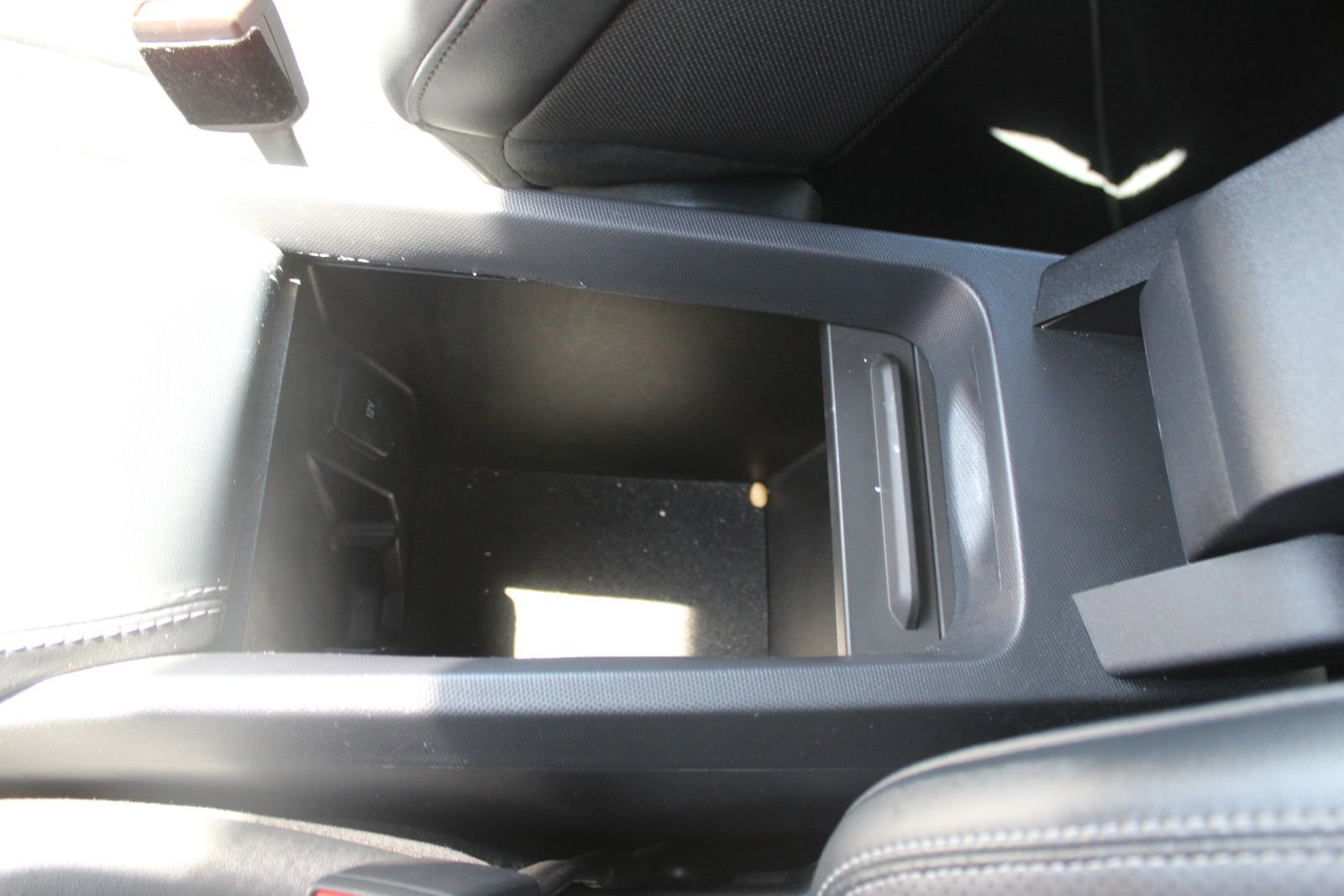 Used 2023 Ford Mustang Mach-E Premium AWD/4WD image 33