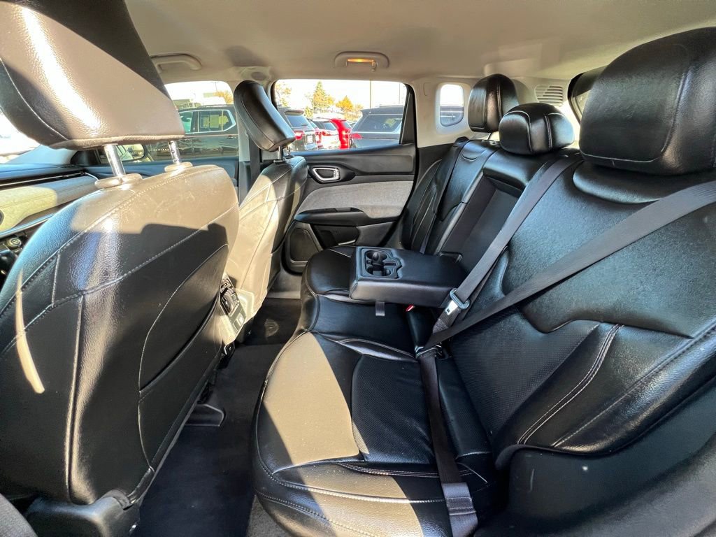 Used 2022 Jeep Compass Latitude image 19