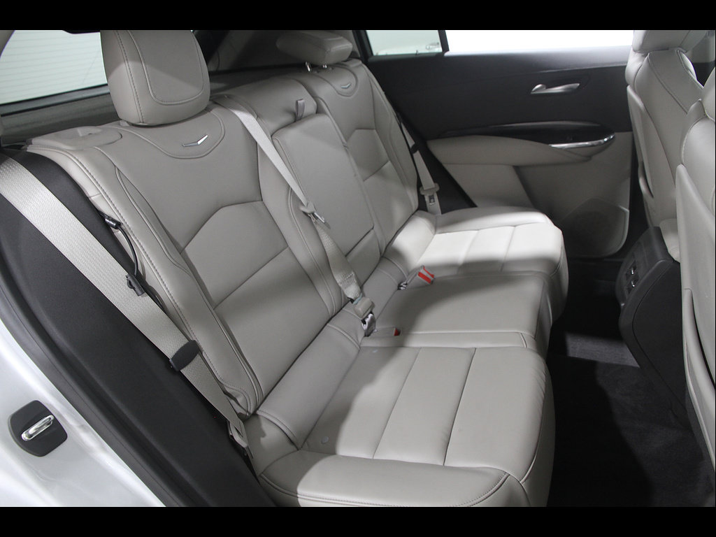 Used 2019 Cadillac XT4 Premium Luxury w/ Cold Weather Package AWD/4WD image 18