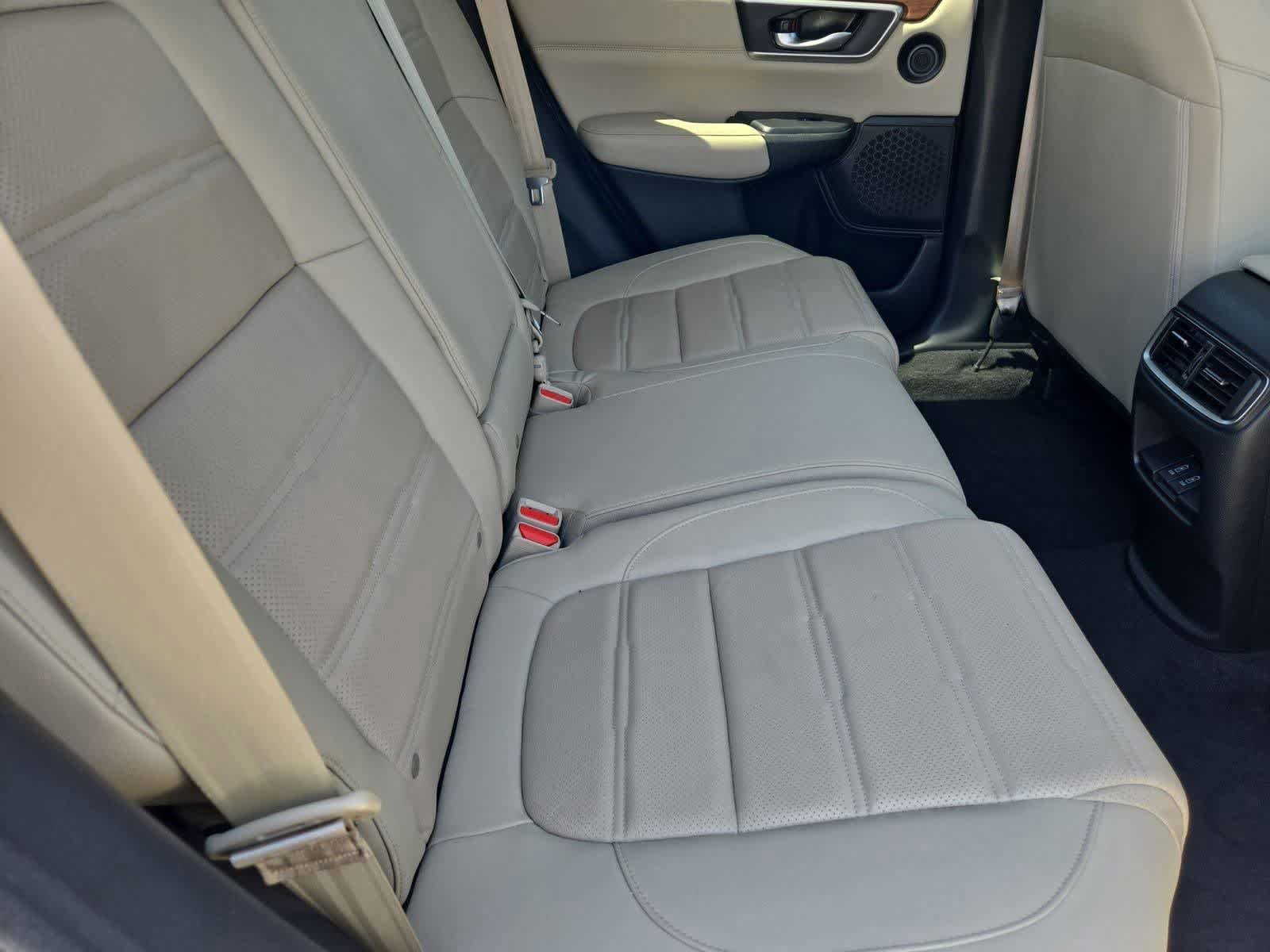Used 2022 Honda CR-V Touring image 19
