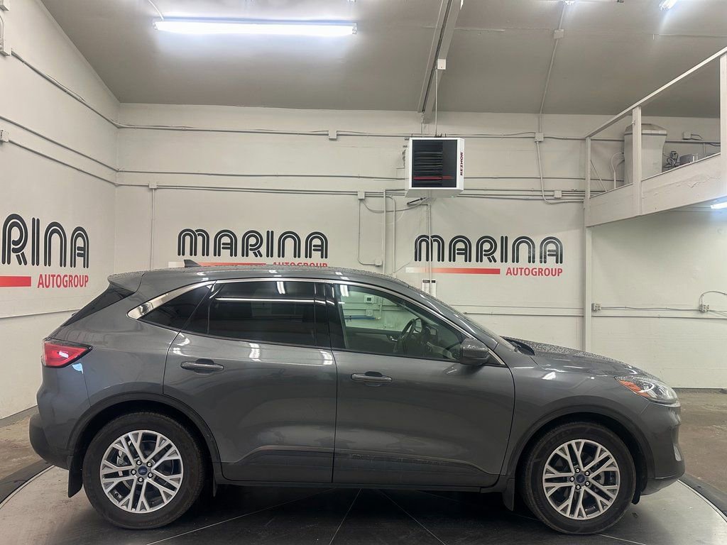 Used 2022 Ford Escape SEL w/ Technology Package image 10