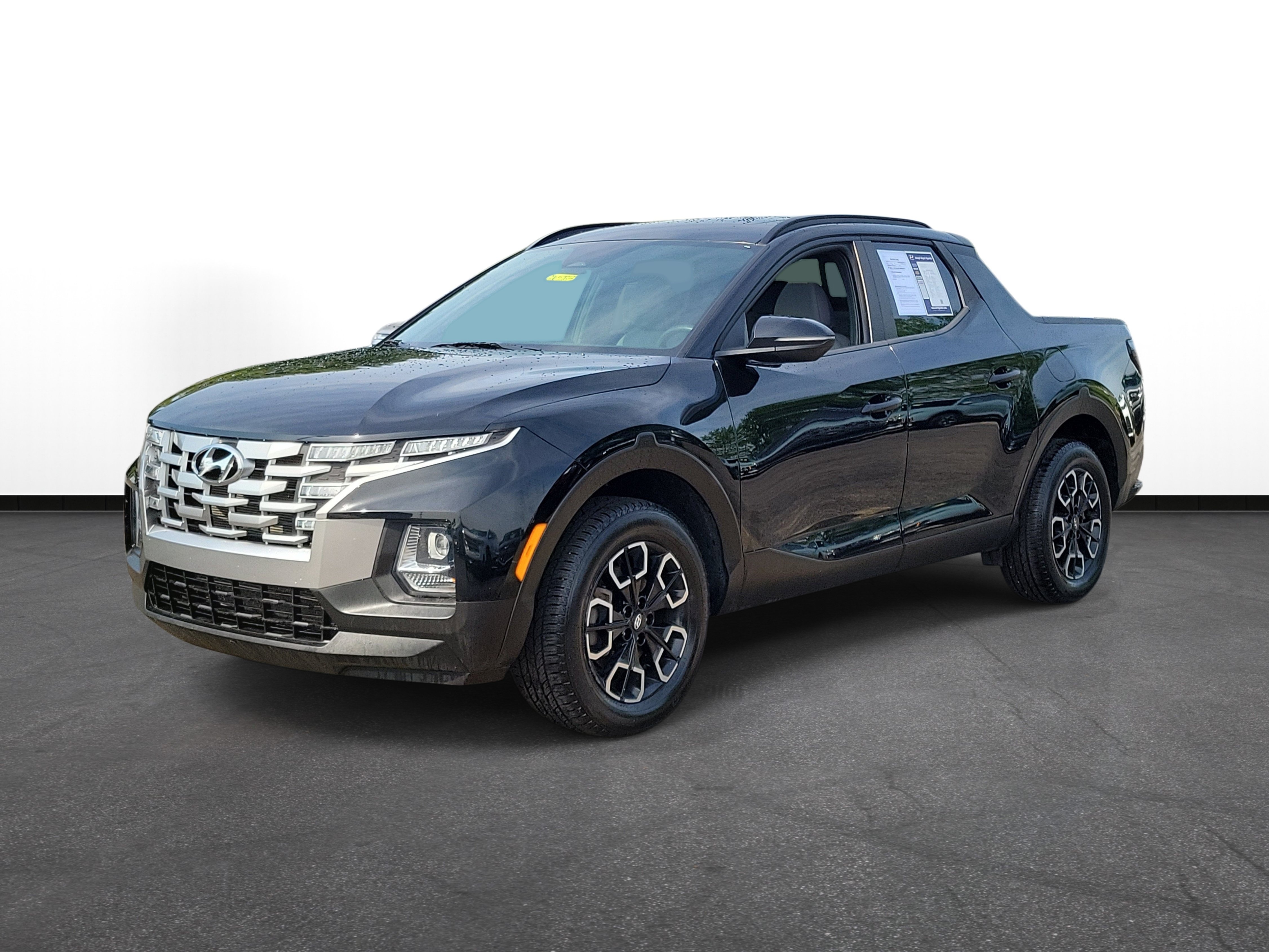 Used 2022 Hyundai Santa Cruz SEL w/ Activity Package AWD/4WD image 2
