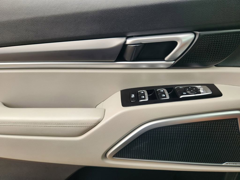 Certified 2021 Kia Telluride S image 26