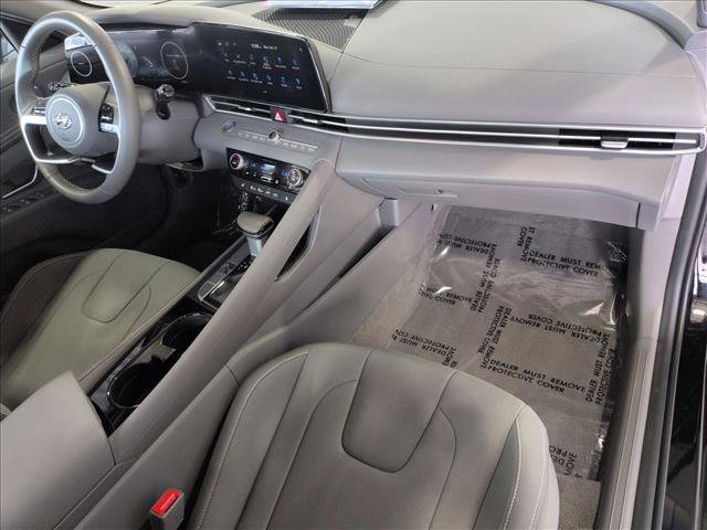 Used 2023 Hyundai Elantra SEL w/ Convenience Package image 21