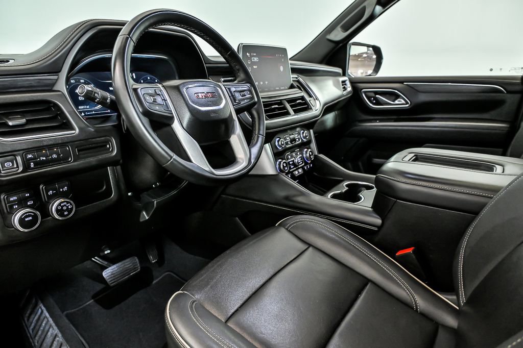 Used 2023 GMC Yukon XL SLT AWD/4WD image 12