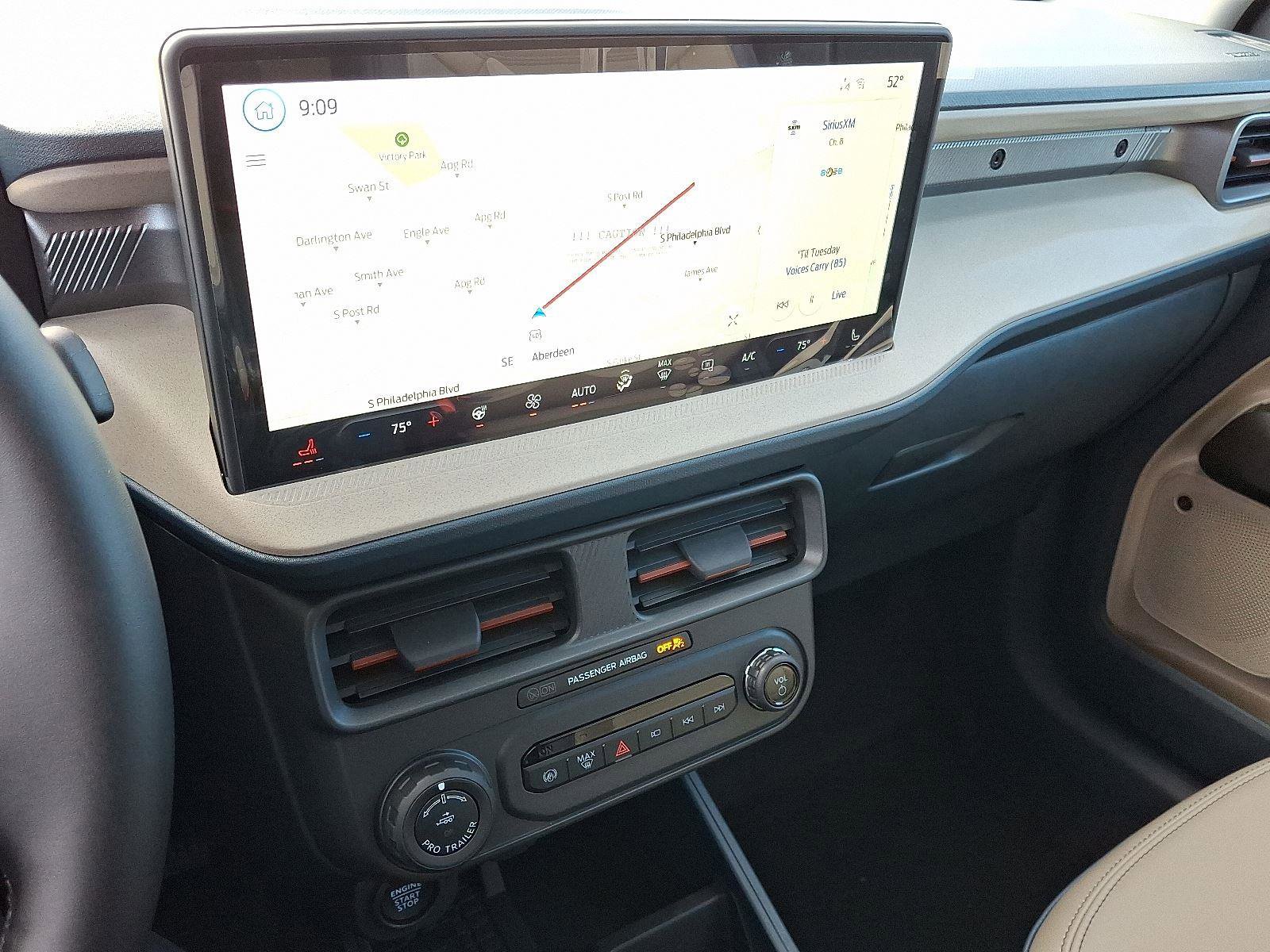 New 2025 Ford Maverick Lariat w/ 4K Tow Package image 12